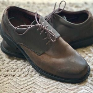 Men’s dress shoes